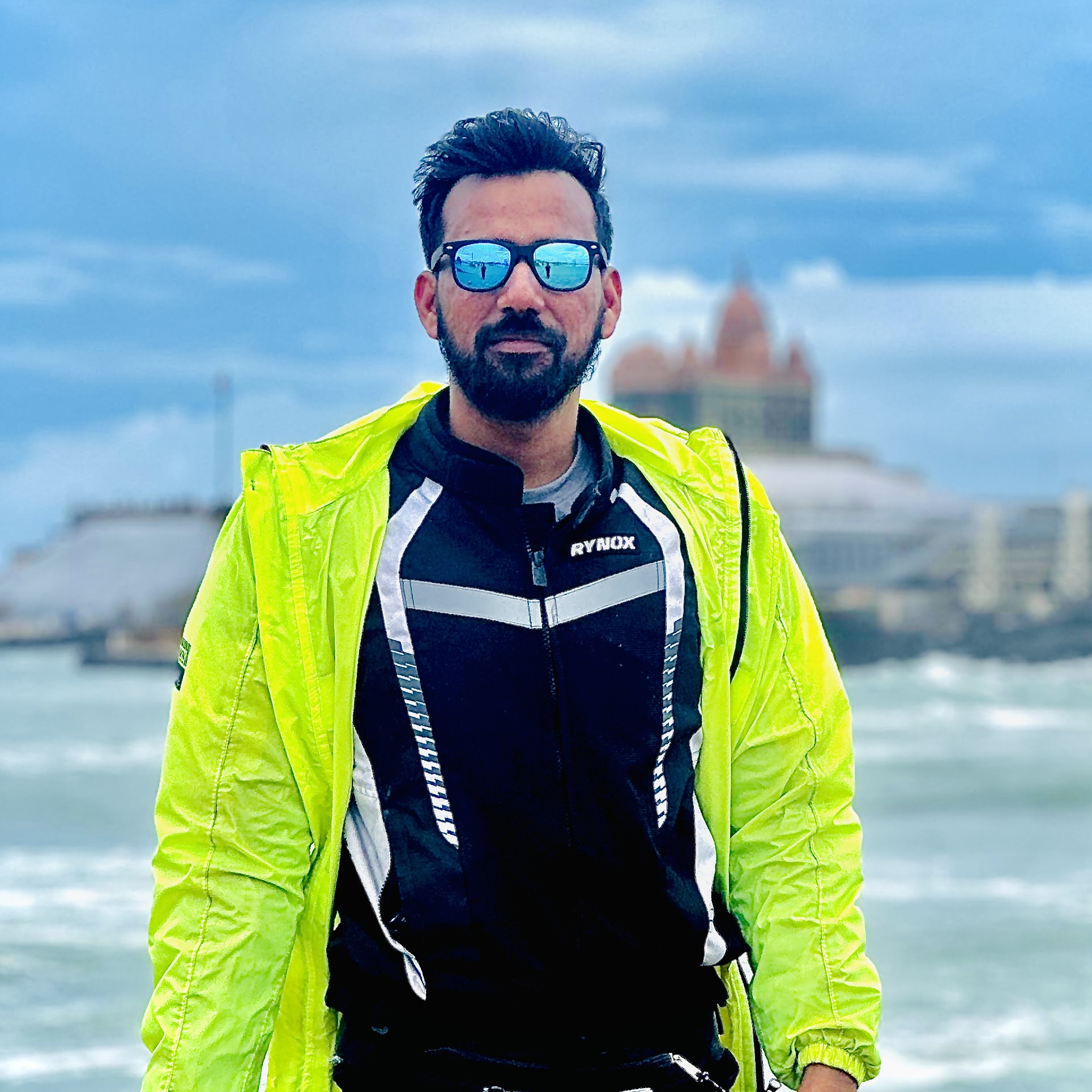 Happy Singh - Moto Rider